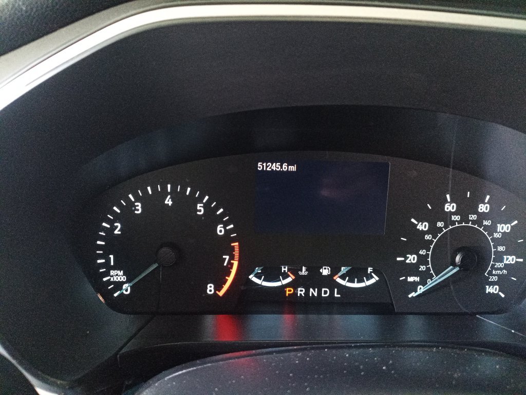 Used 2022 Blue Ford SE image 19