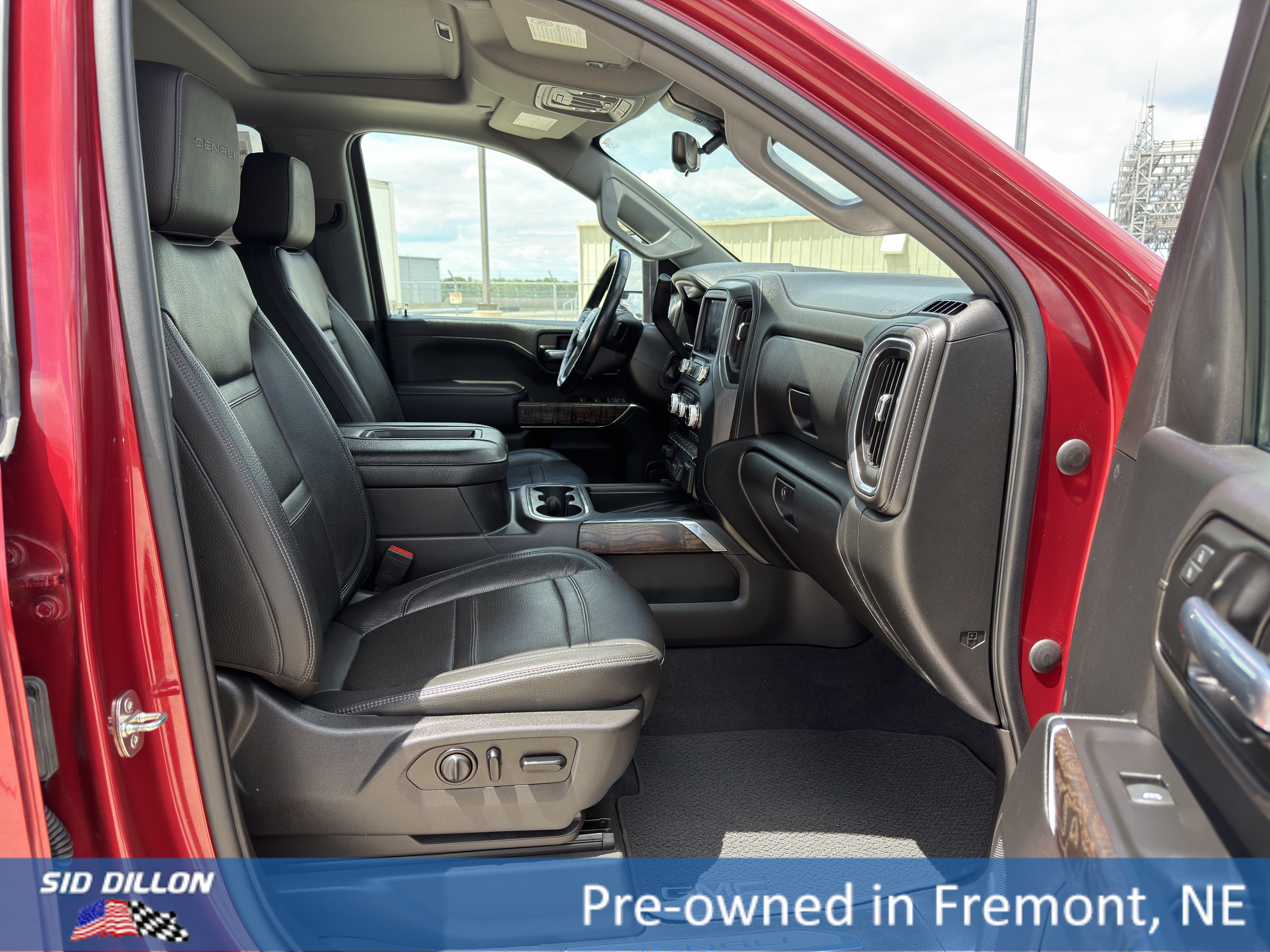 Used 2020 Red Quartz Tintcoat GMC Denali image 19