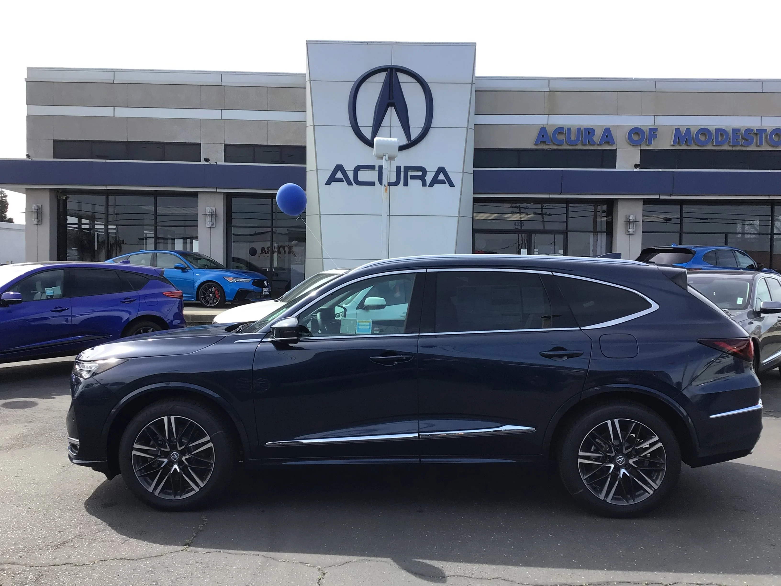 2026 Acura MDX SH-AWD w/Advance Package's photo