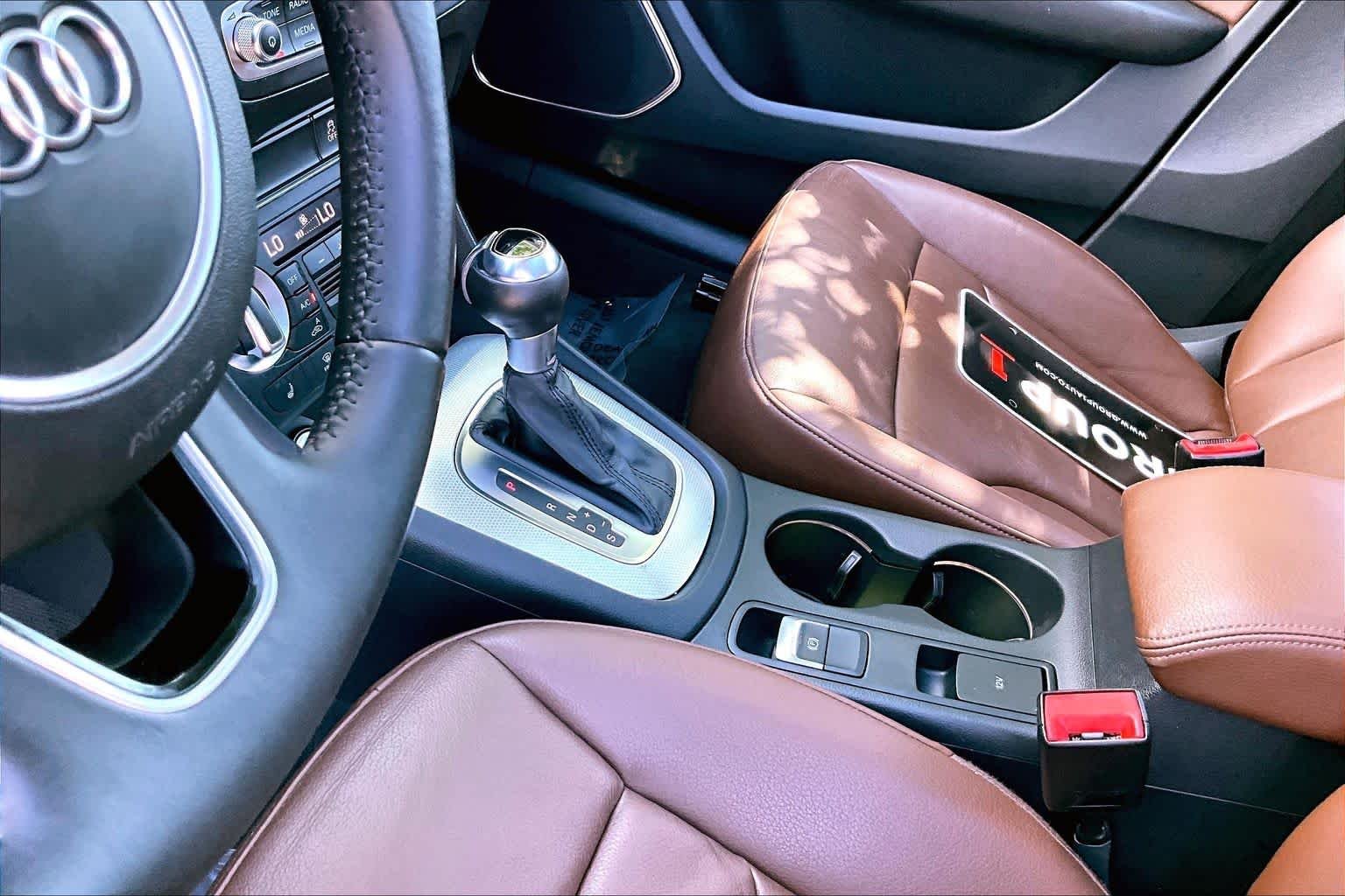 Used 2015 Tundra Brown Metallic Audi 2.0T Prestige image 17