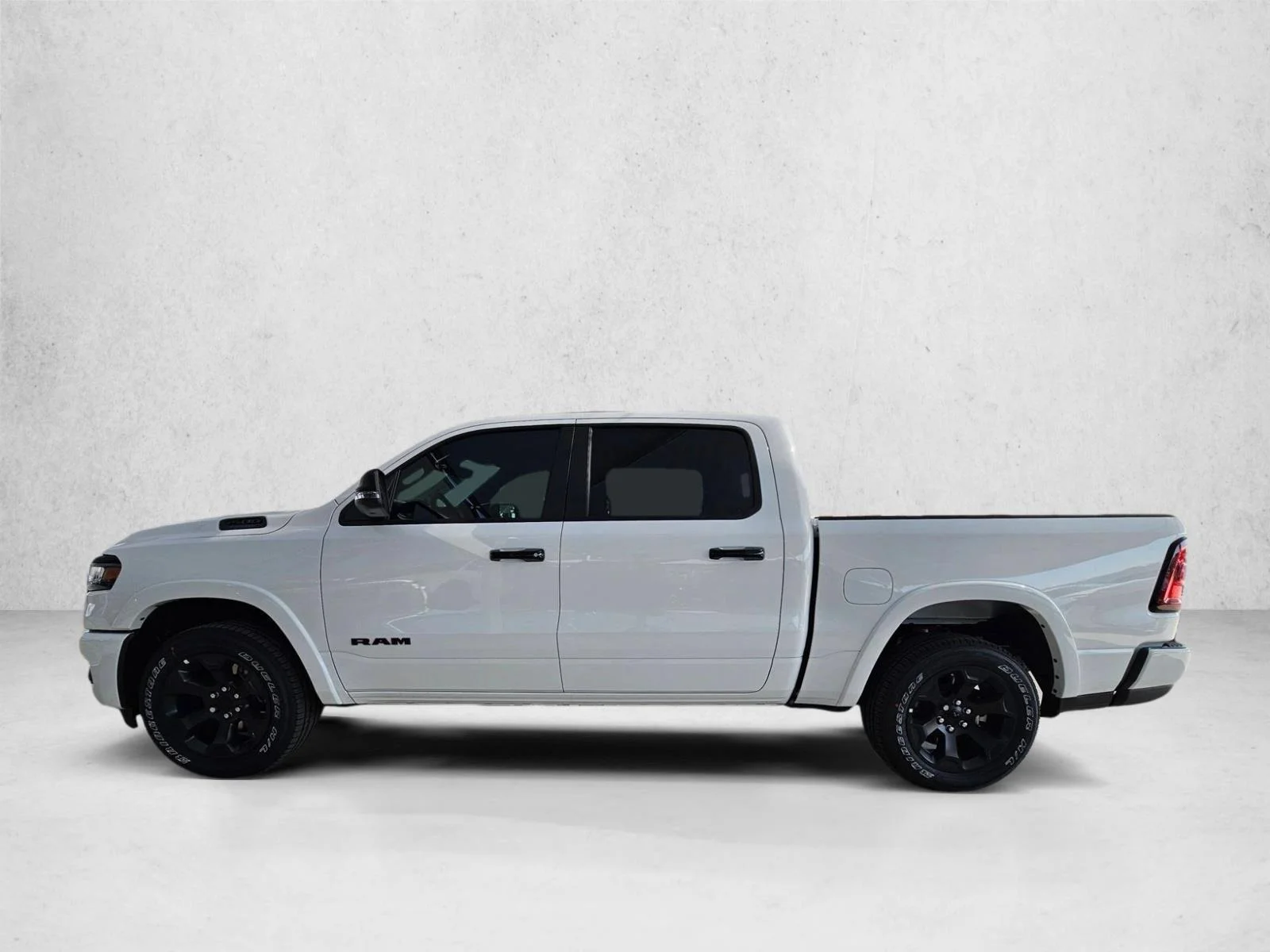 New 2026 Bright White Clear-Coat Exterior Paint RAM Lone Star image 5