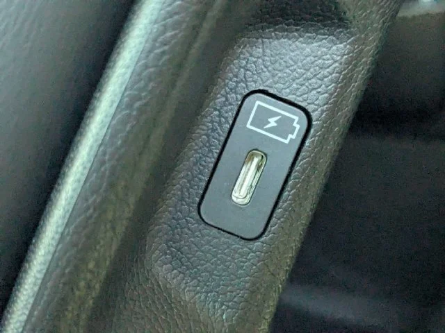 Certified Used 2025 Black Kia SX image 14