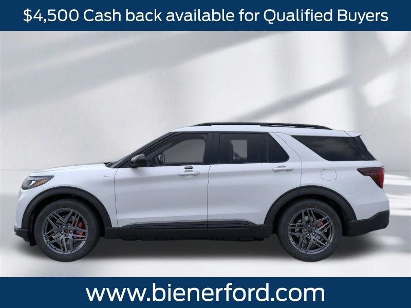 New 2026 Space White Metallic Ford ST-Line image 3