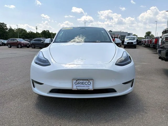 Used 2023 White Tesla Long Range image 8