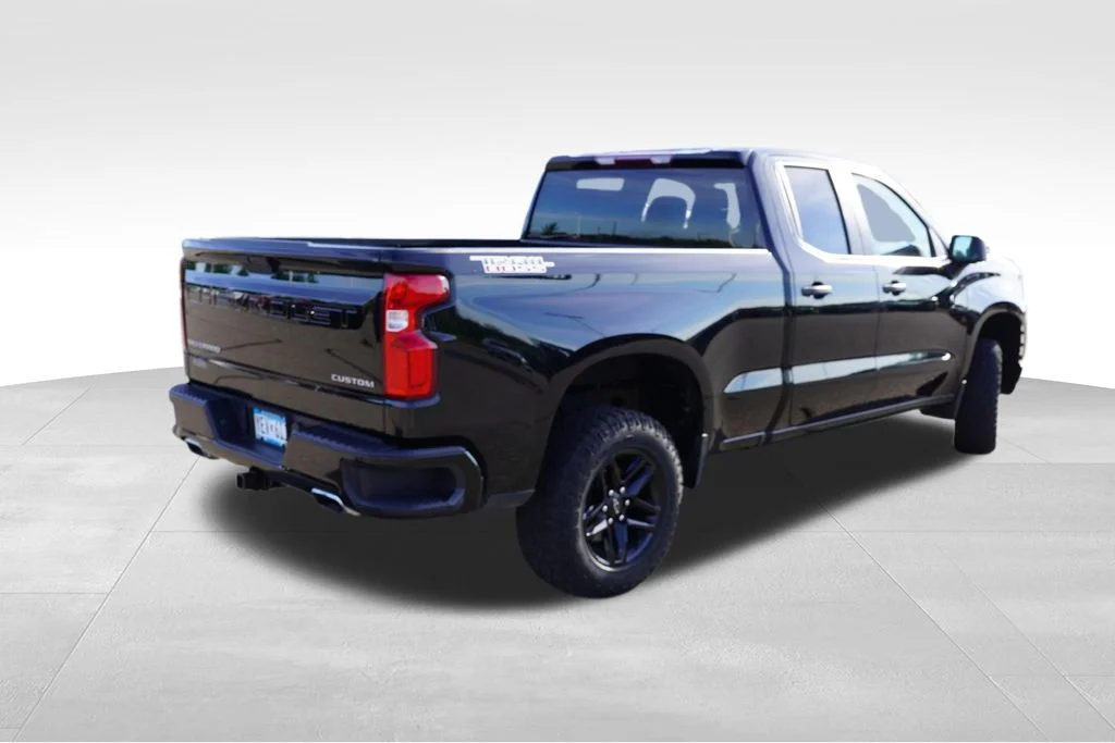 Used 2019 Black Chevrolet Custom Trail Boss image 3
