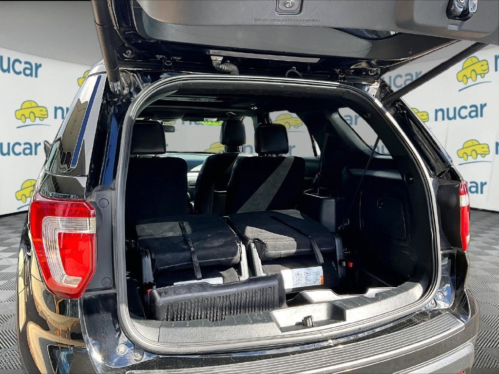 Used 2018 Black Metallic Ford XLT image 24