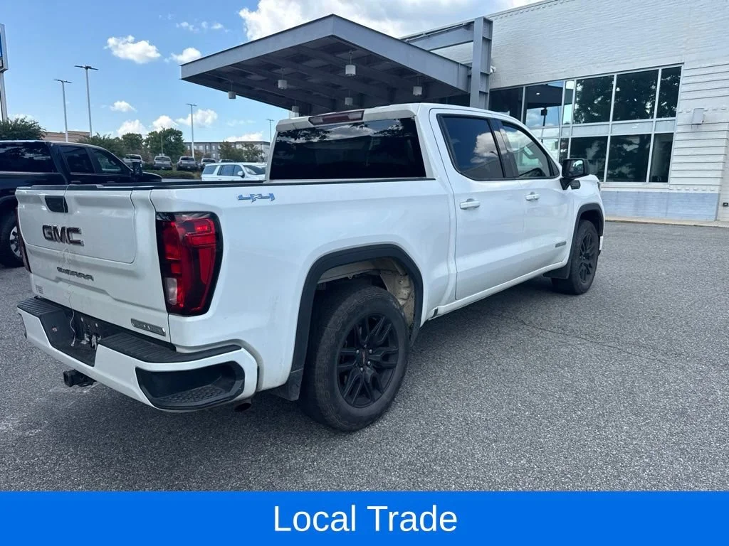 Used 2022 SUMMIT WHITE GMC Elevation image 3