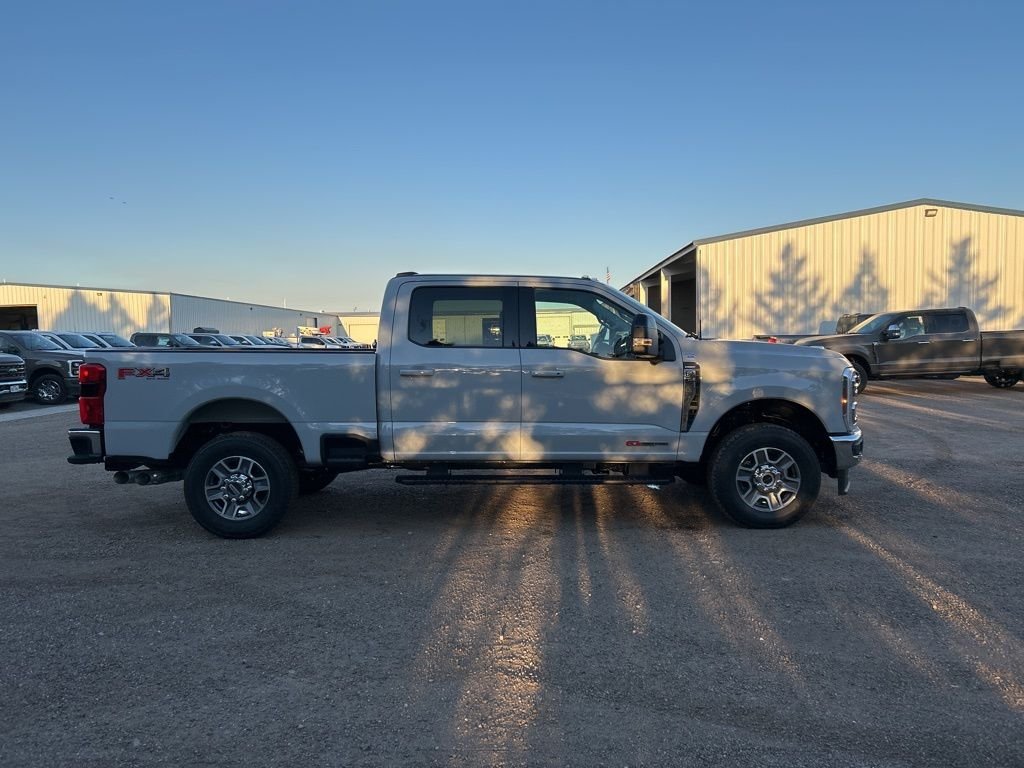 New 2026 Avalanche Ford Lariat image 11
