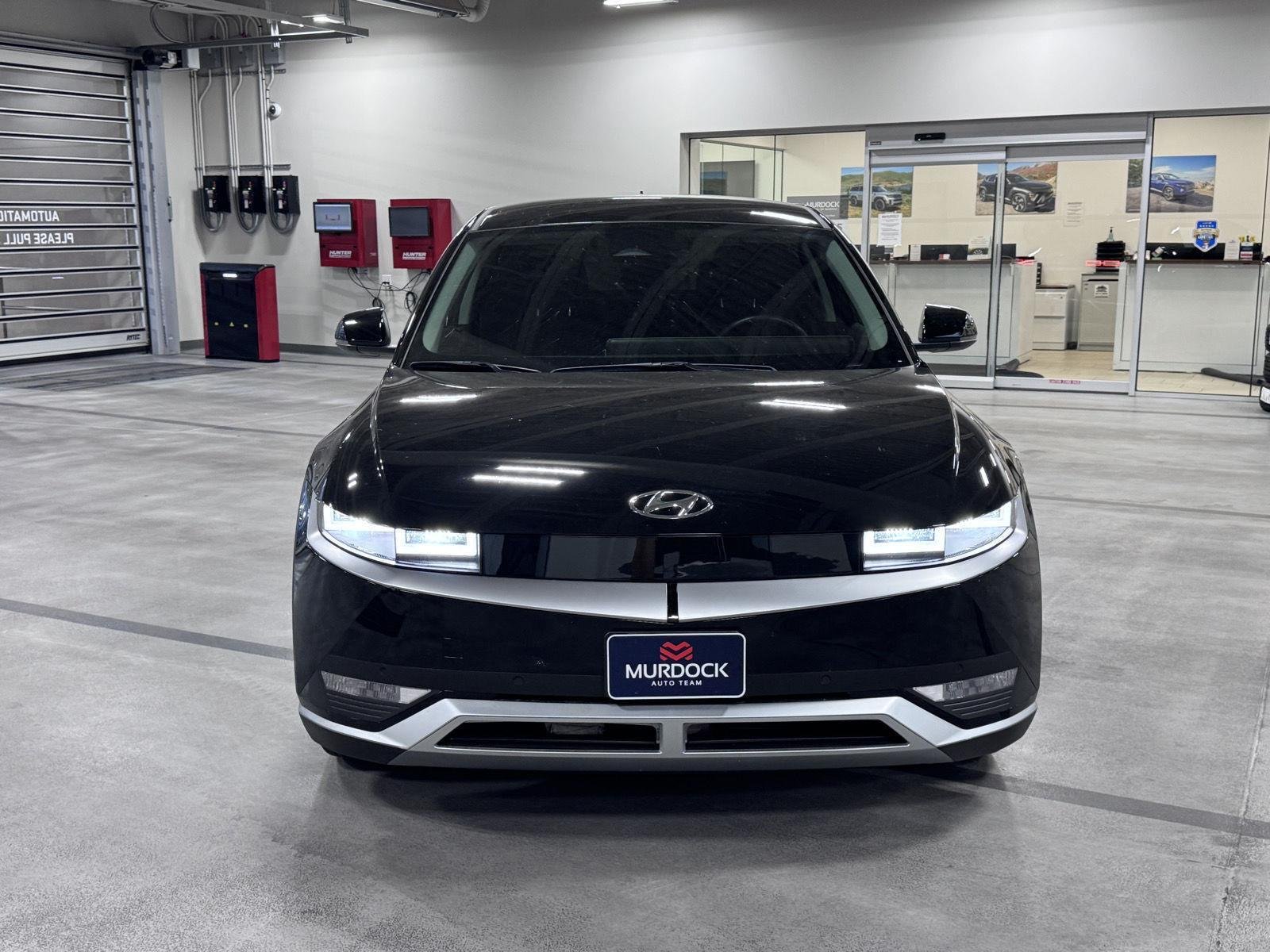 Certified Used 2024 Abyss Black Hyundai SEL image 9
