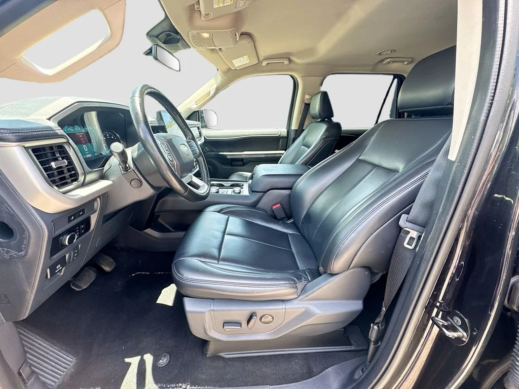 Used 2024 Black Ford XLT image 22