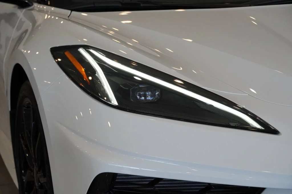 New 2026 Arctic White Chevrolet 2LT image 21