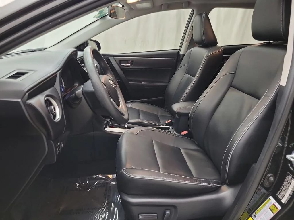 2017 Toyota Corolla XLE - Photo 9