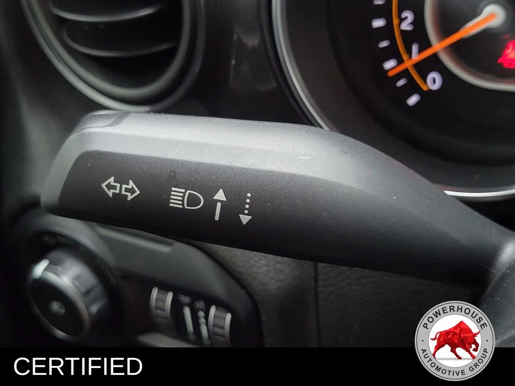 Used 2020 Black Jeep Unlimited Sport Altitude image 29