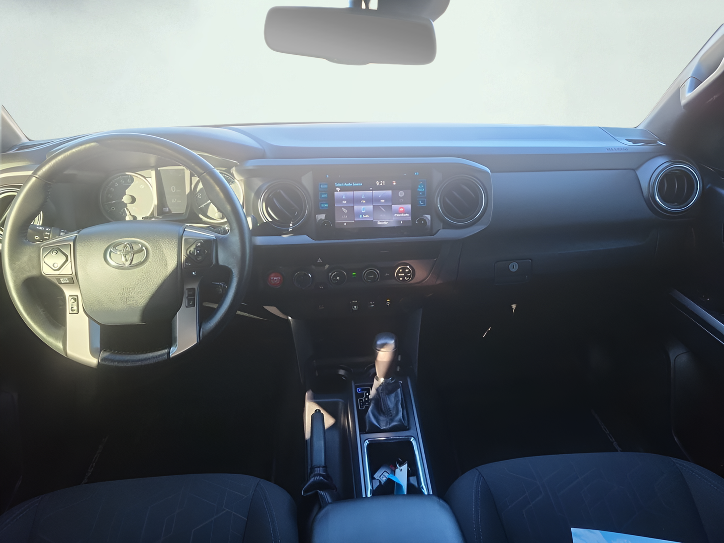 Used 2018 White Toyota TRD Off-Road image 12