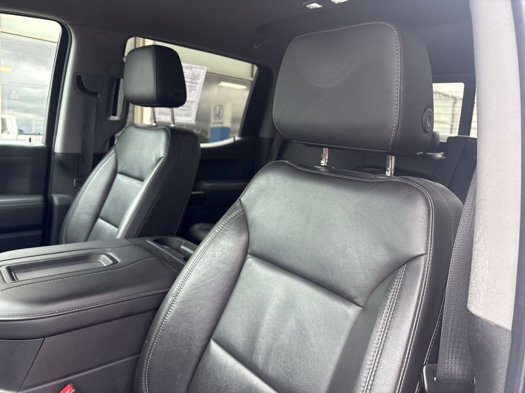 Used 2020 Summit White Chevrolet RST image 13