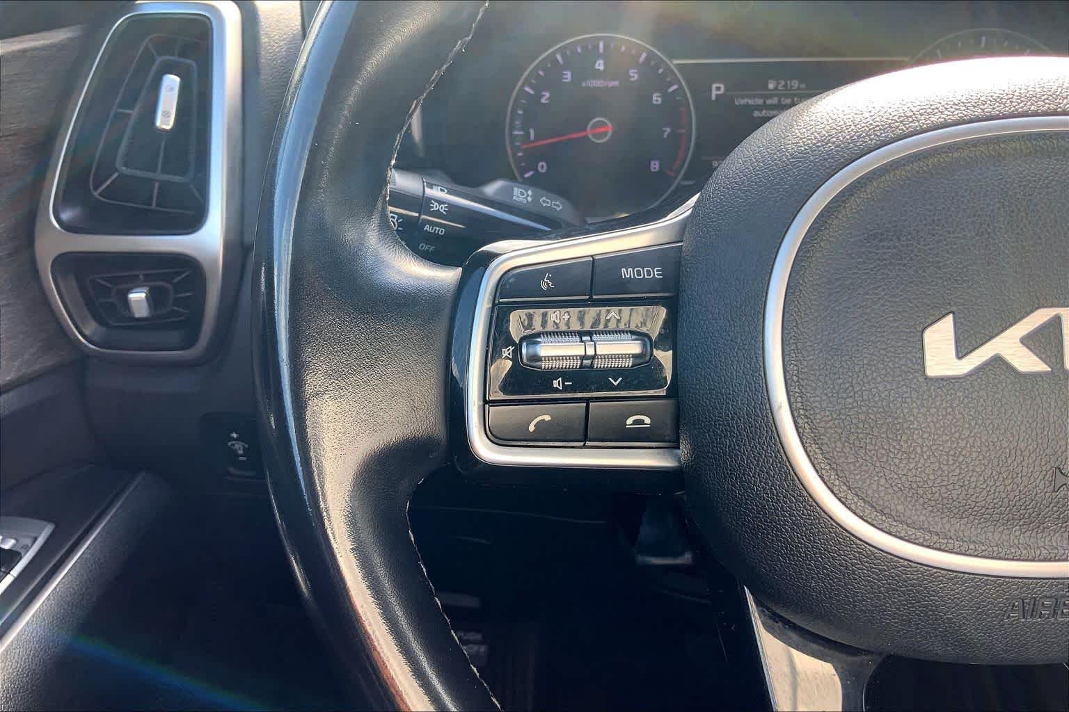 Used 2022 Aruba Green Kia X-Line S image 23