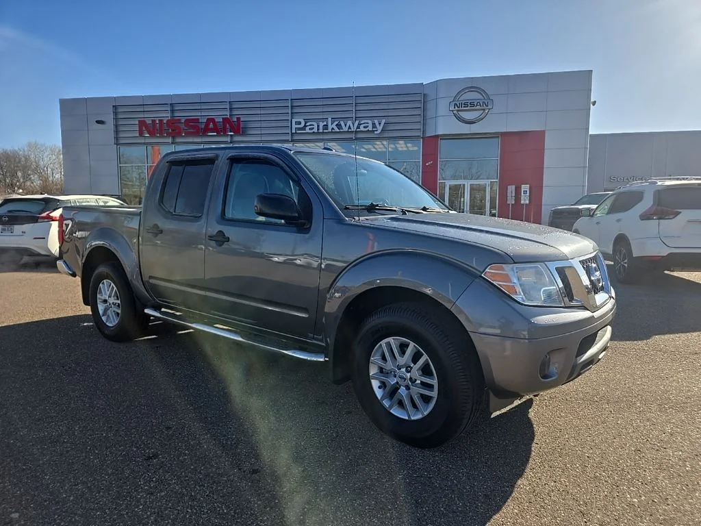 2018 Nissan Frontier 4.0 SV Crew Cab 4X4 AT SWB's photo