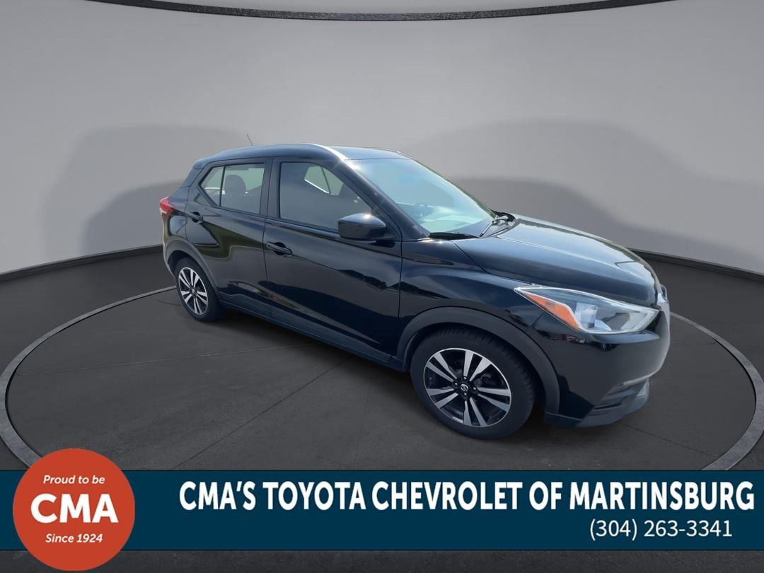 Used 2019 Super Black Nissan SV image 2