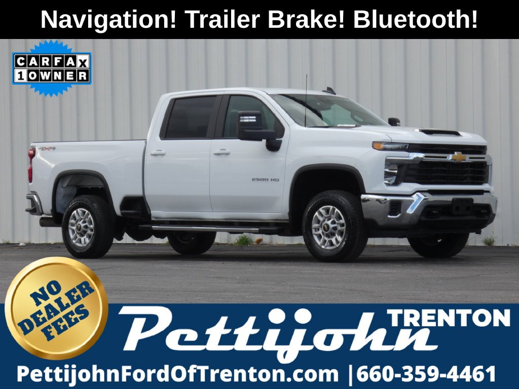 Used 2026 White Chevrolet LT image 1