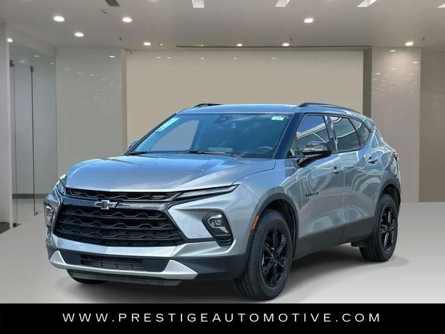 Used 2023 Gray Chevrolet LT image 1