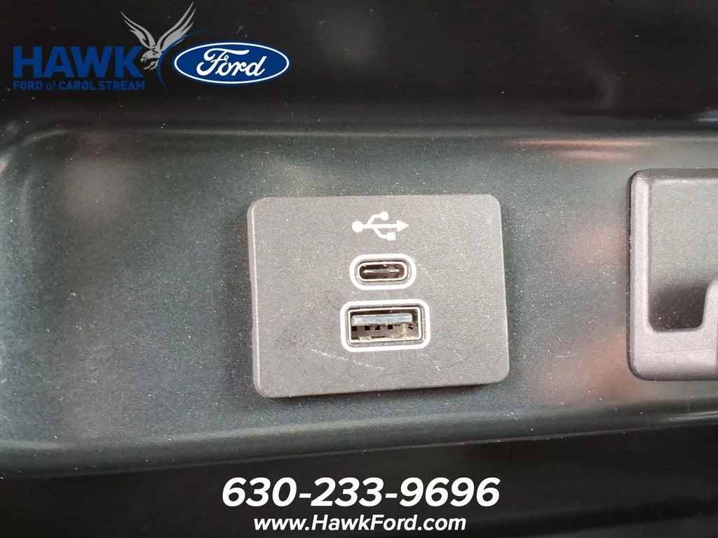 Certified Used 2025 Oxford White Ford XLT image 13