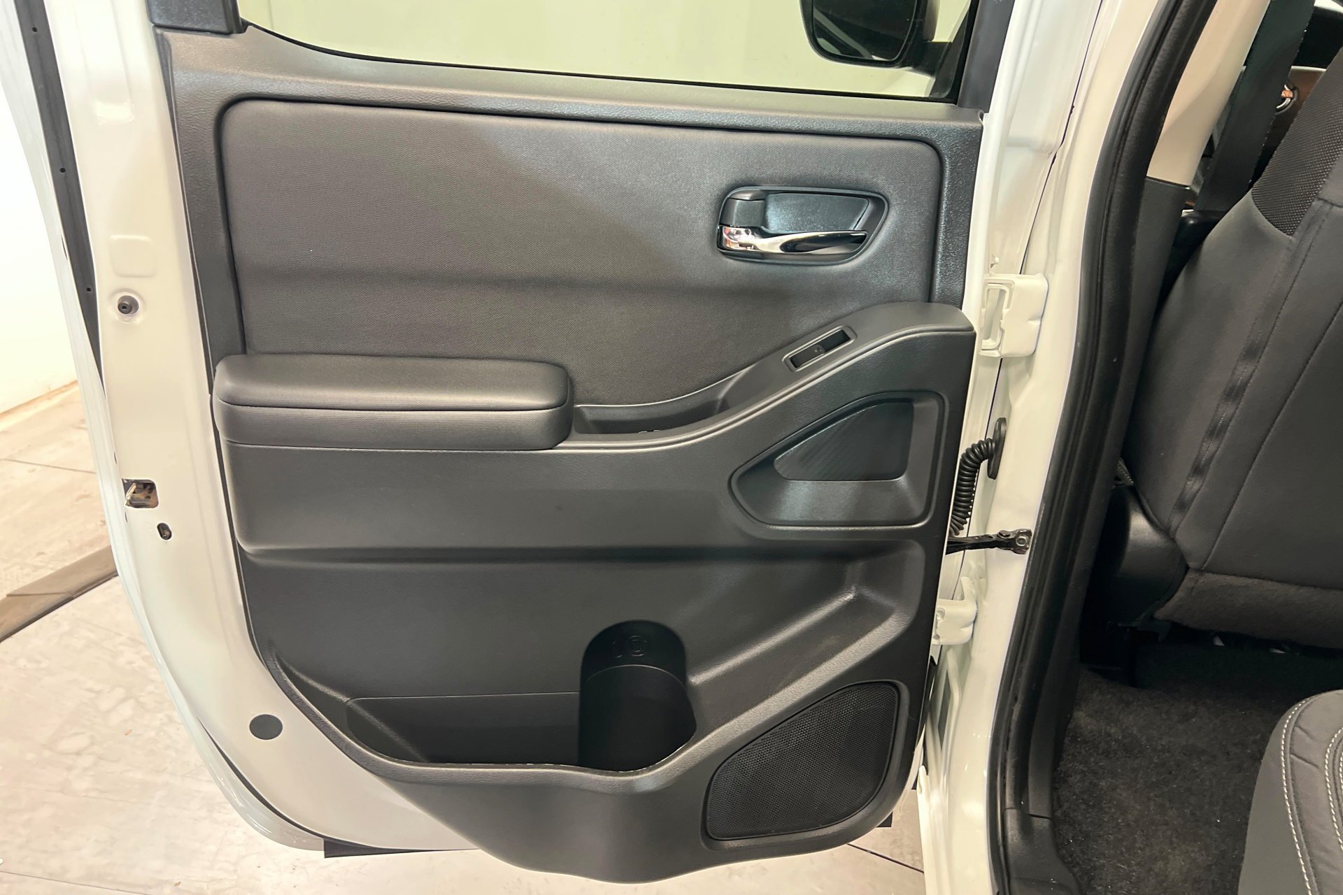 2024 Nissan Frontier SV - Photo 19