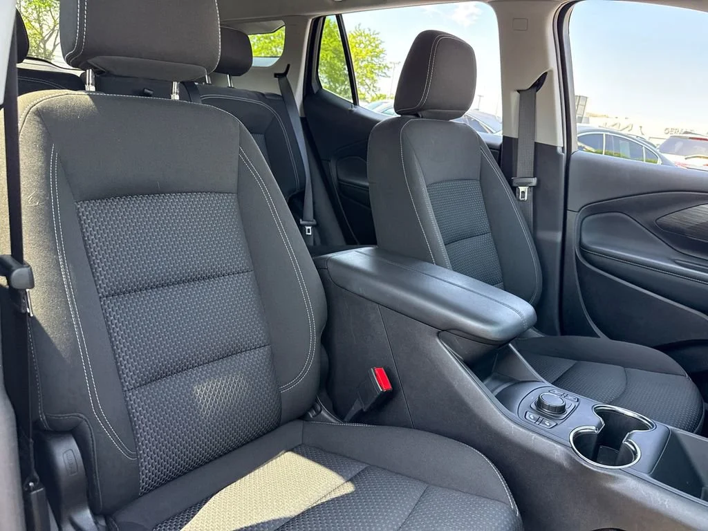 2024 GMC Terrain SLE - Photo 37