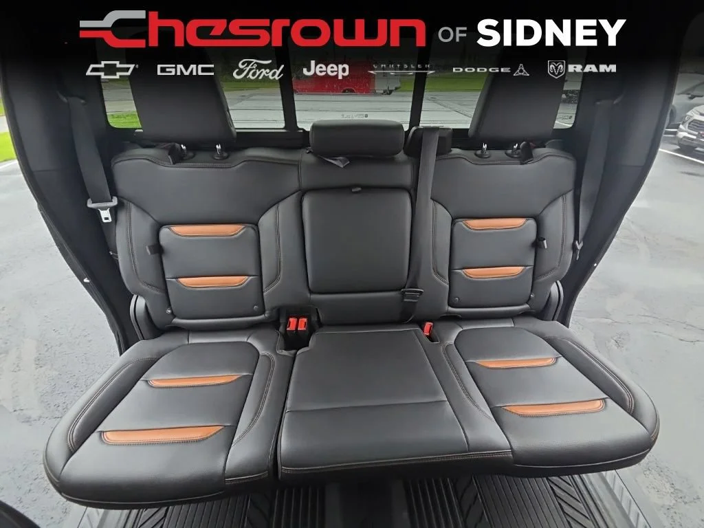 Used 2020 ONYX BLACK GMC AT4 image 22