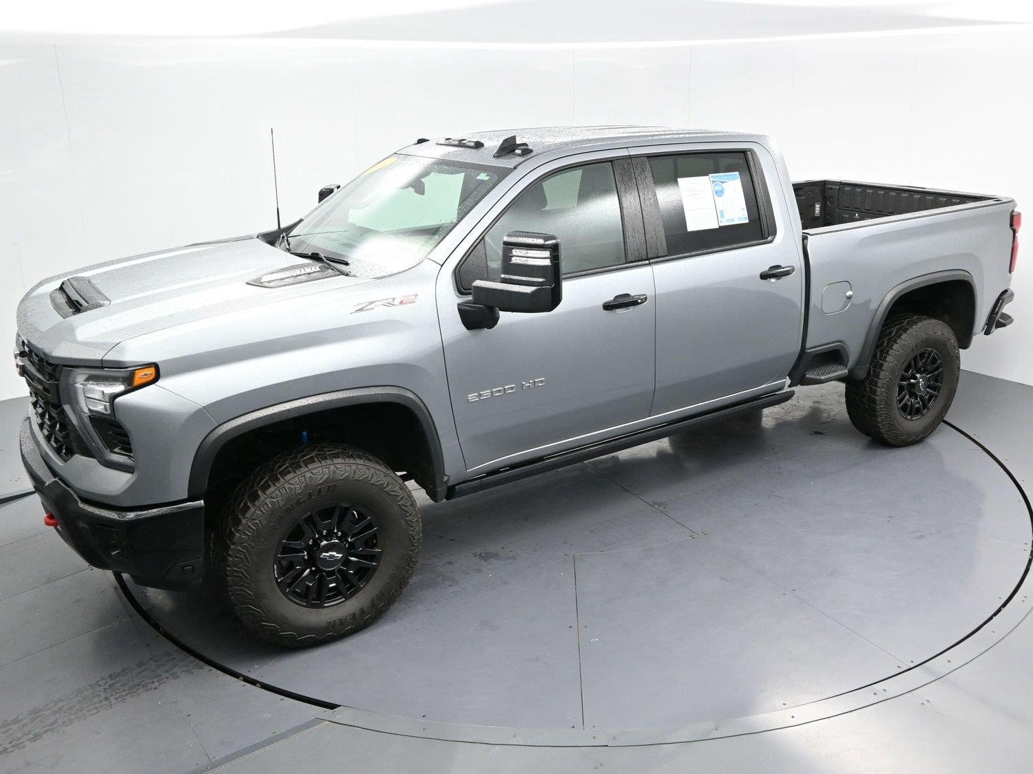 Used 2024 Sterling Gray Metallic Chevrolet ZR2 image 40