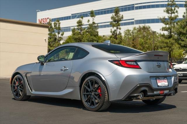 Certified Used 2025 STEEL Toyota  image 11