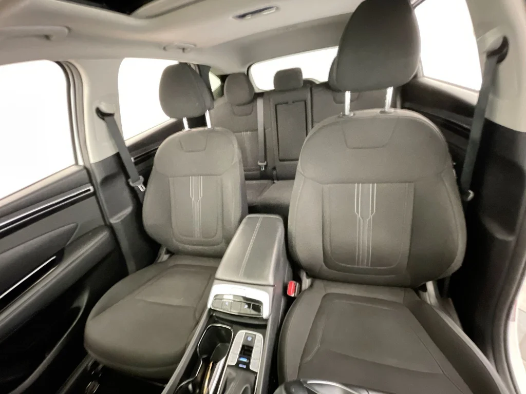 Used 2022 Quartz White Hyundai SEL image 20