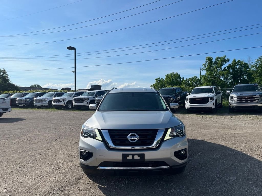 Used 2020 Brilliant Silver Metallic Nissan SL image 3