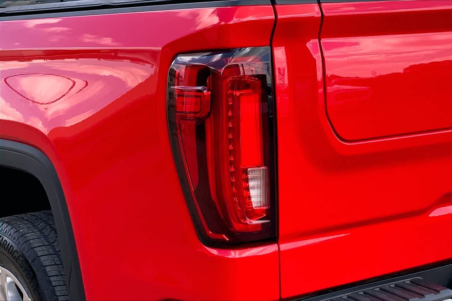 Certified Used 2021 Cardinal Red GMC SLT image 29