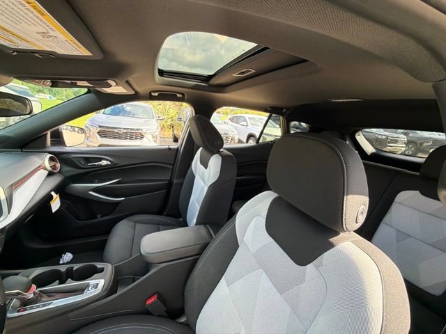 New 2026 Sterling Gray Metallic Chevrolet 1RS image 21