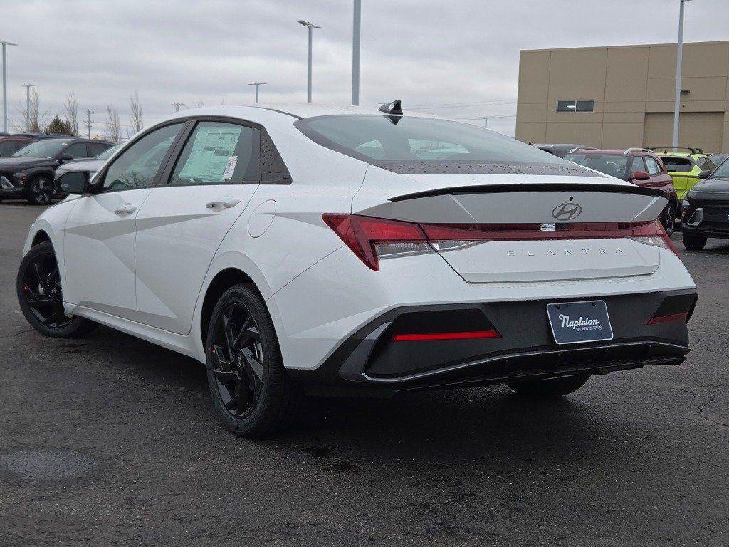 New 2026 White Hyundai SEL Sport image 15