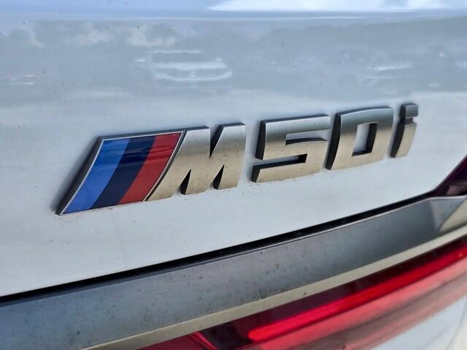 Used 2022 Mineral White Metallic BMW M50i image 14