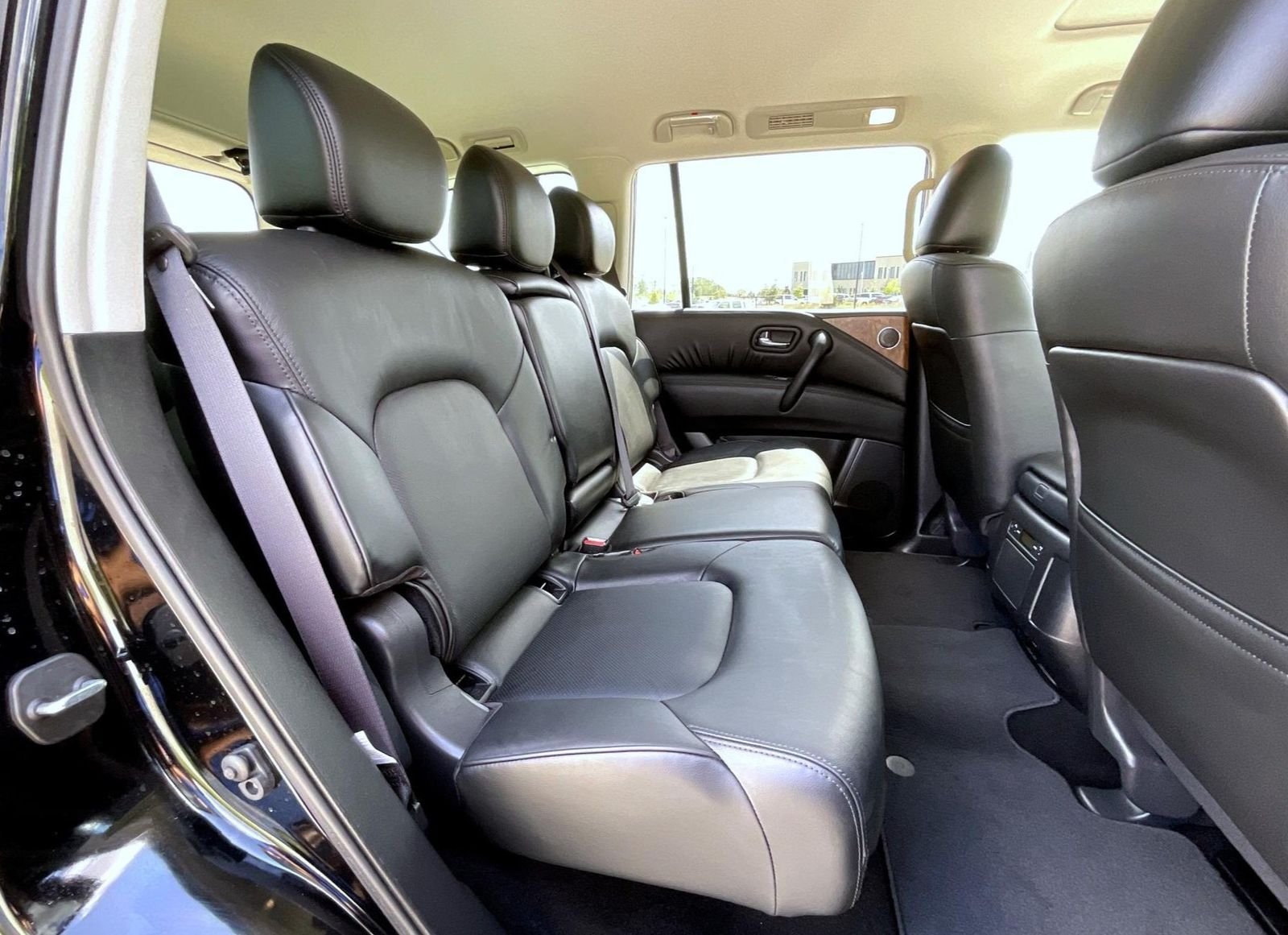 Used 2023 Black Nissan SL image 19
