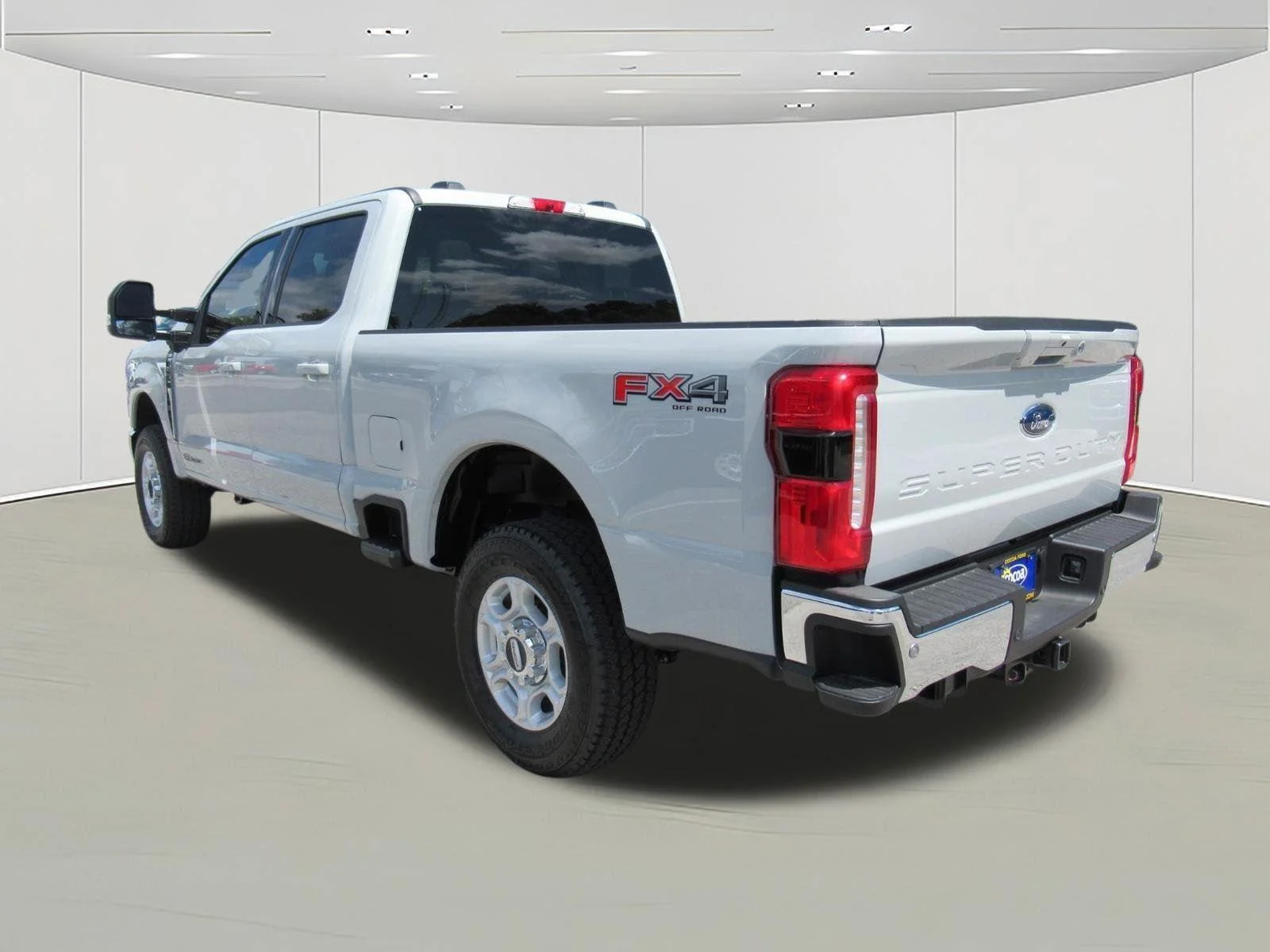 New 2026 Avalanche Ford F-250® XLT image 5