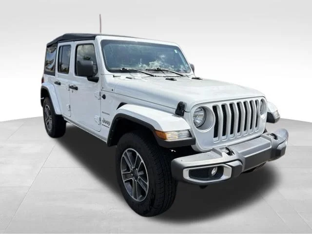 Used 2023 White Jeep Sahara image 1