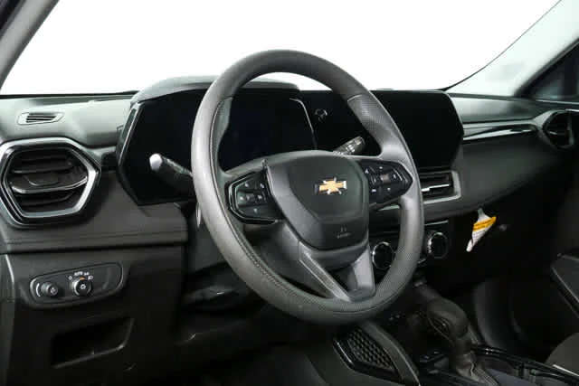 Used 2024 Mosaic Black Metallic Chevrolet LT image 4
