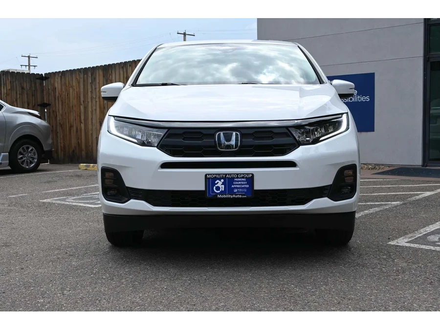 2025 Honda Odyssey EX-L - Photo 4