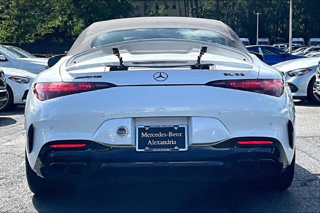 Used 2022  Mercedes-Benz SL 63 AMG® image 3