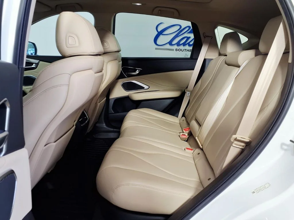 Used 2020 White Acura Base image 8