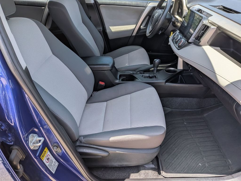 Used 2015 Blue Toyota LE image 28
