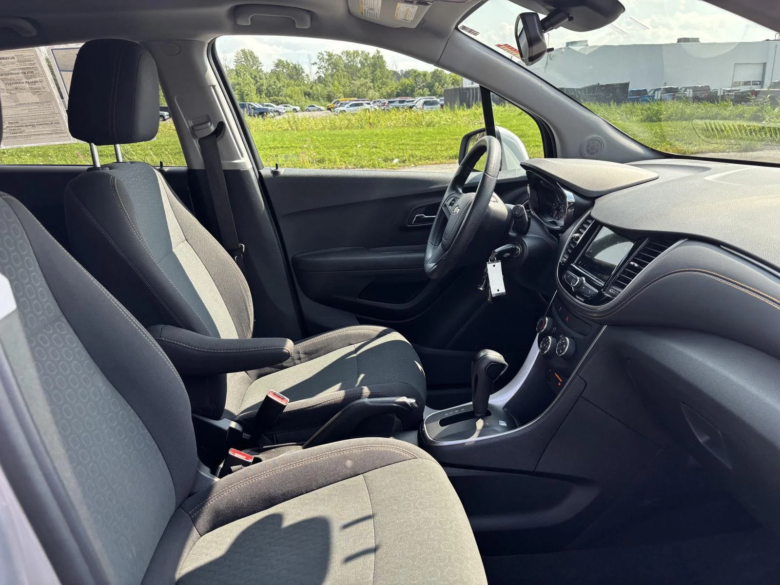 Used 2019 SILVER ICE METALLIC Chevrolet LS image 31