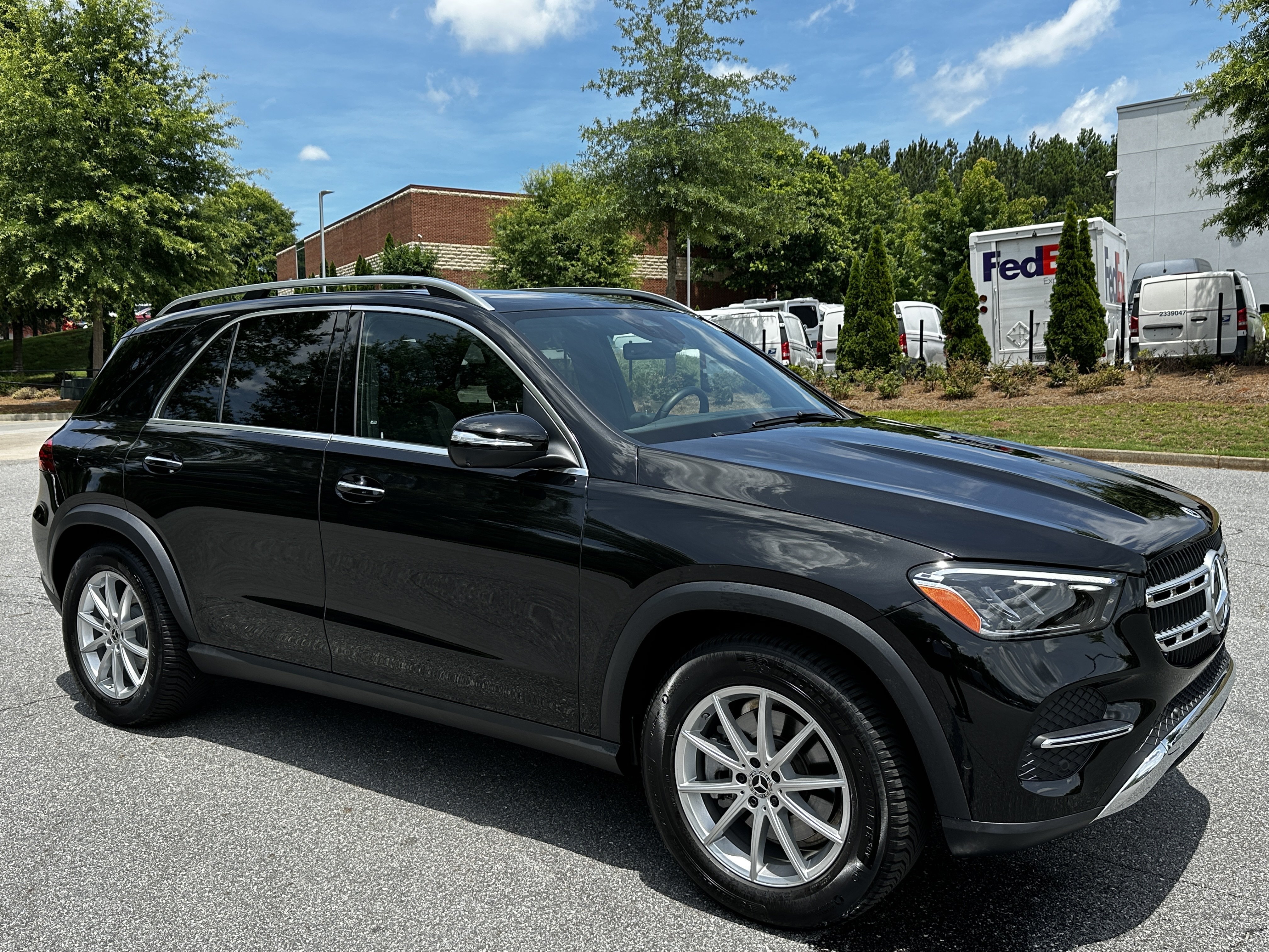 Certified Used 2026 Black Mercedes-Benz GLE 350 image 2