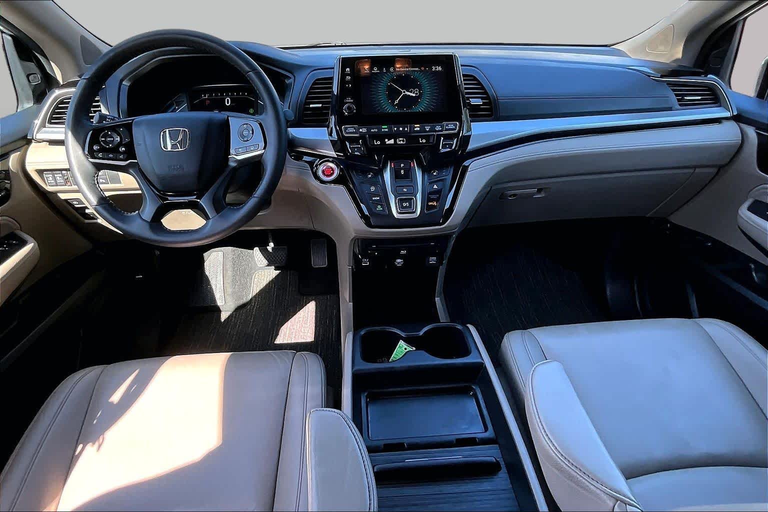 2024 Honda Odyssey Touring - Photo 16