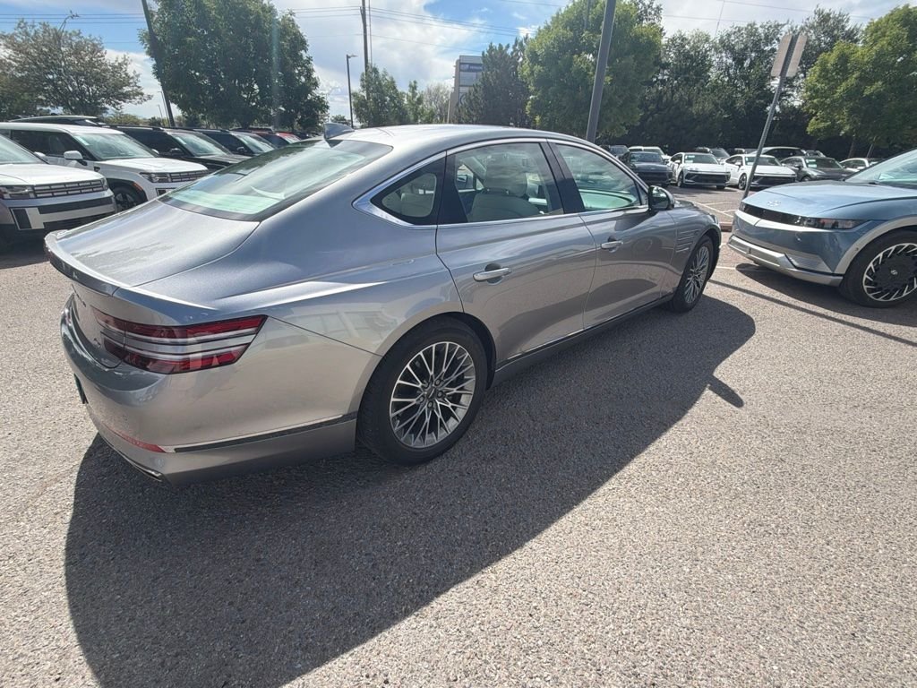 Used 2022 Silver Genesis 2.5T image 6