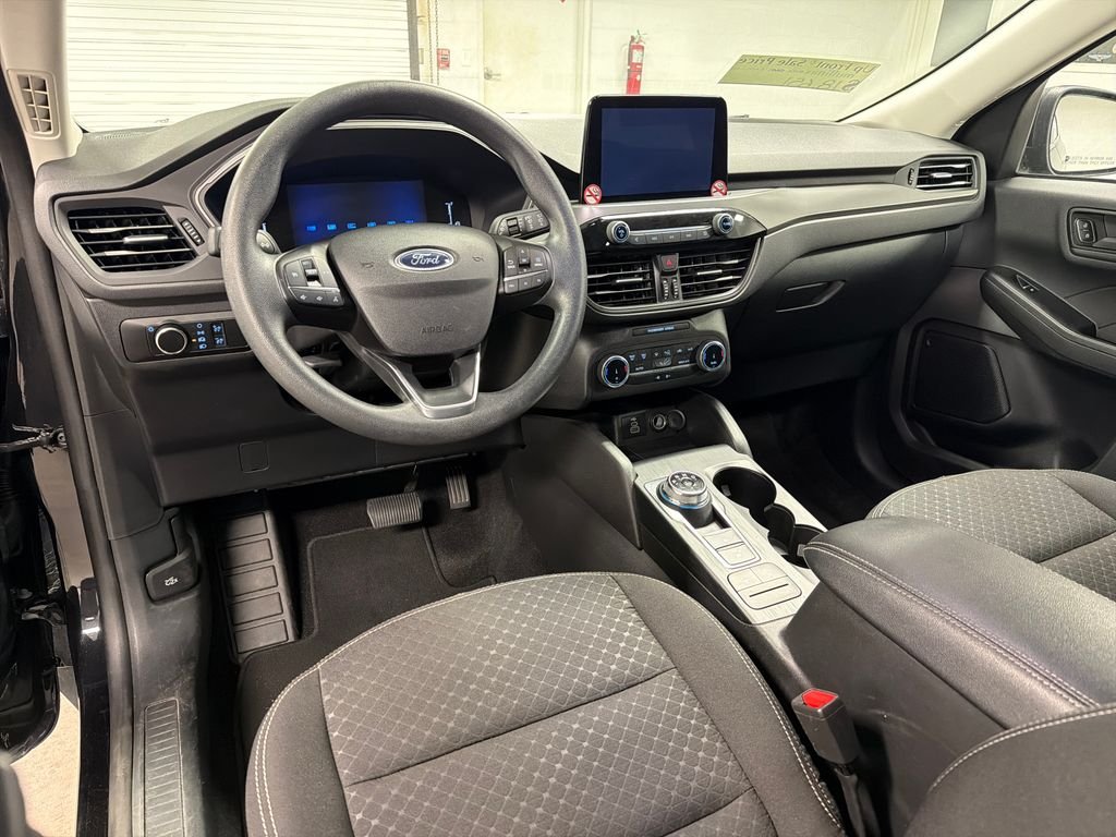Used 2025 Black Ford Active image 24