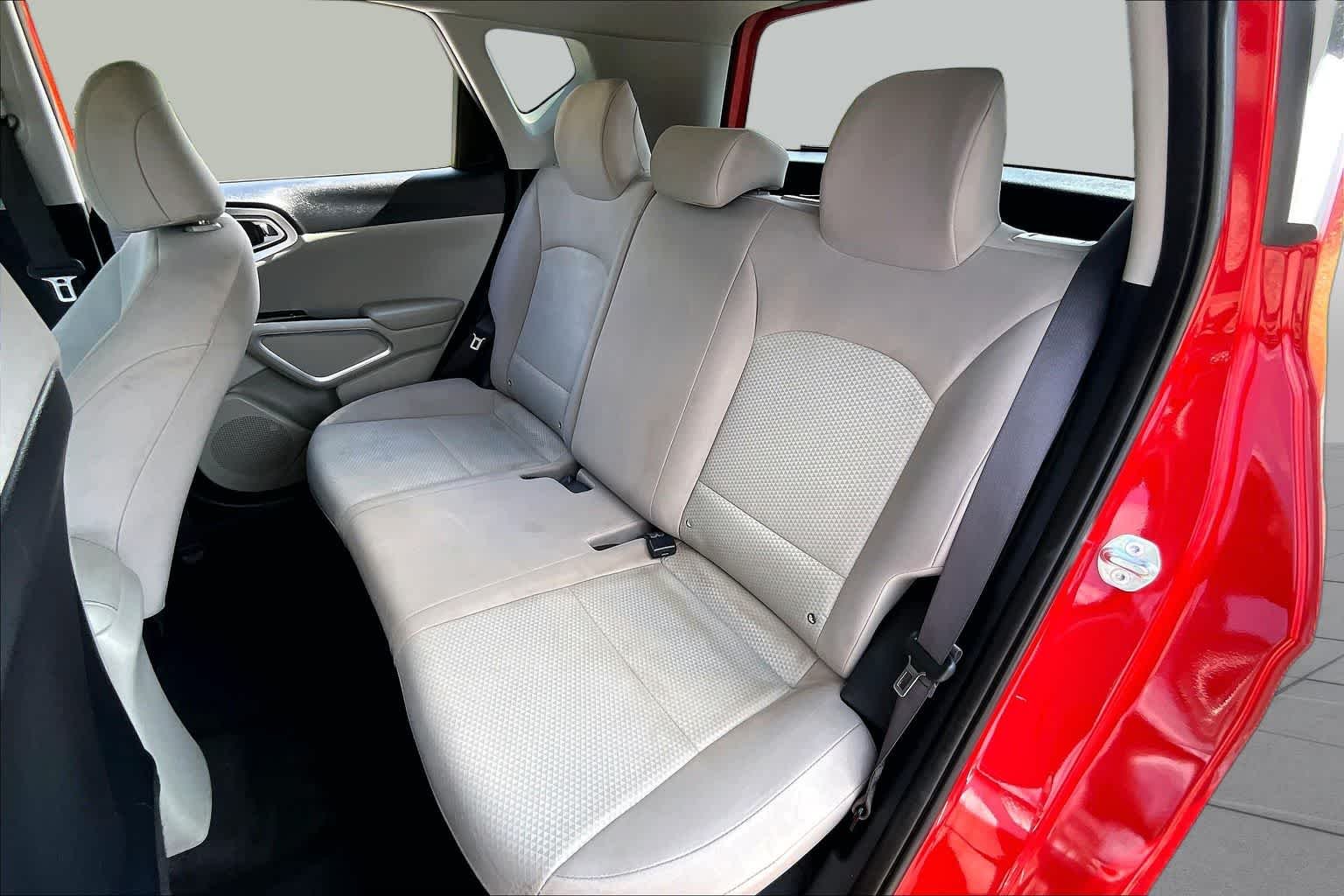 Used 2023 Inferno Red Kia LX image 19